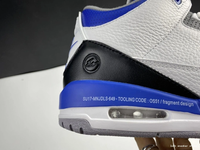 Rep LUCY Retro 3 Blue Air White Jordan CT8532-040 0815
